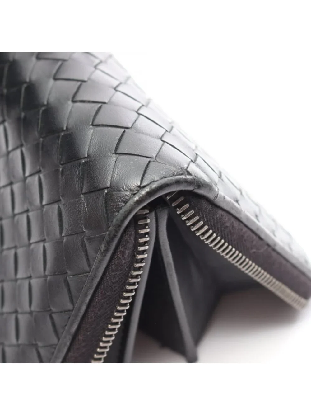 Bottega Veneta Round Wallet Intrecciato Black Leather